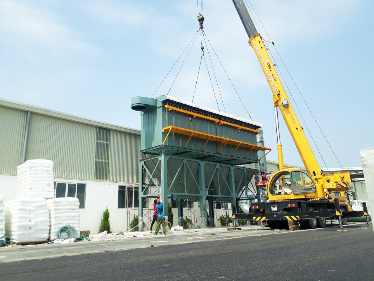 Thi công lắp đặt lọc bụi túi vải